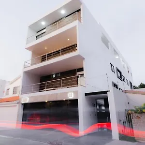 https://apartamentos-torre-ii-condominios.mazatlan-hotels.com